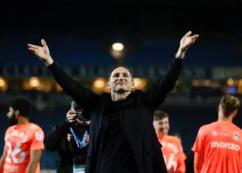 Lampard restores reputation by leading Coventry to Premier League